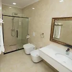 Hotel Britania Kamez