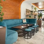 Hotel Britania *